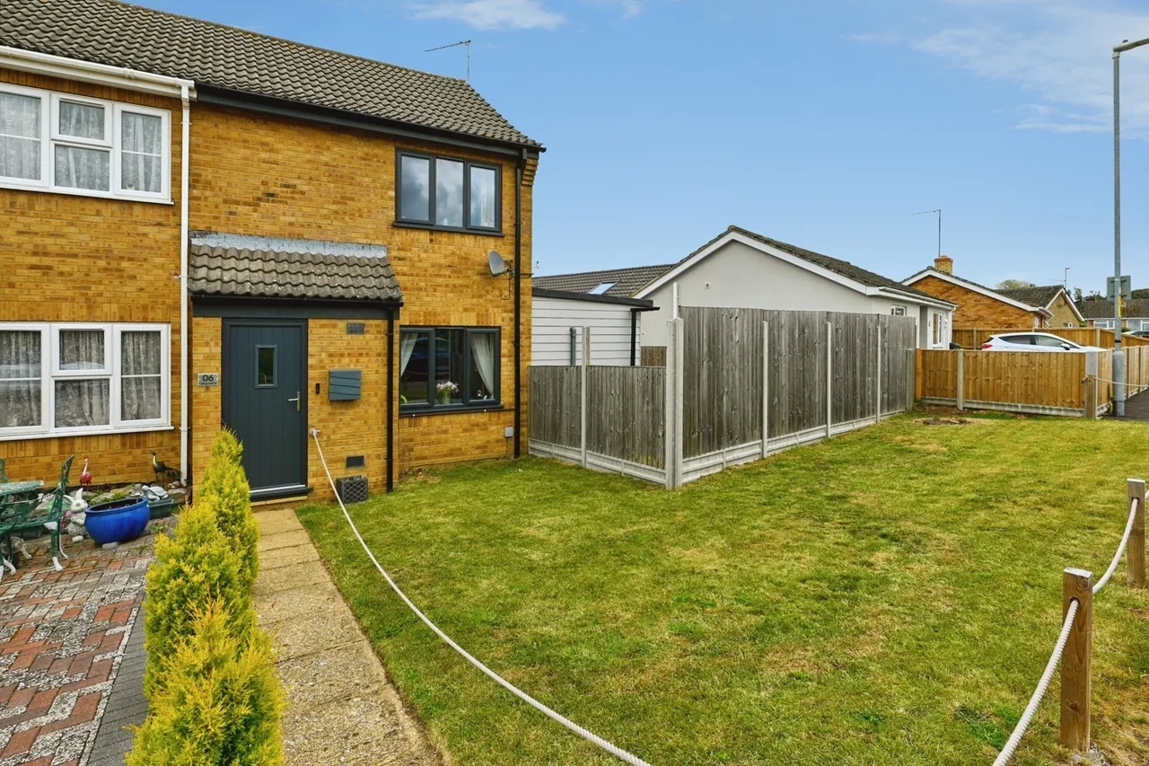 2 bed house for sale — Collingwood Road, Downham Market, Norfolk, PE38