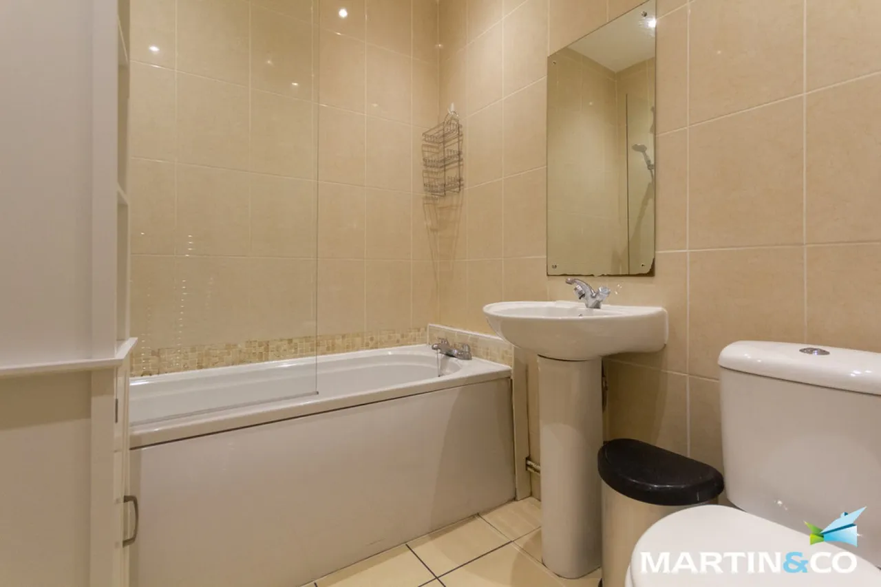 The Circle, Harborne, B17, photo 11