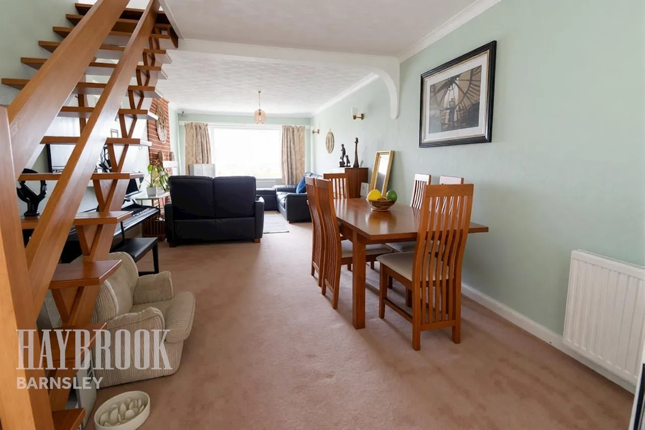 Longley Street, Barugh Green, photo 8