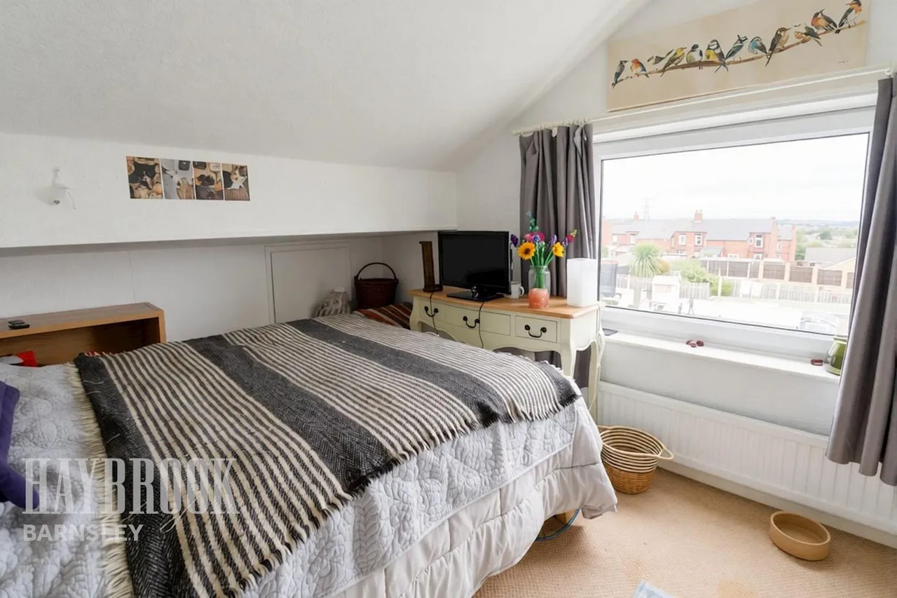 Longley Street, Barugh Green, photo 14