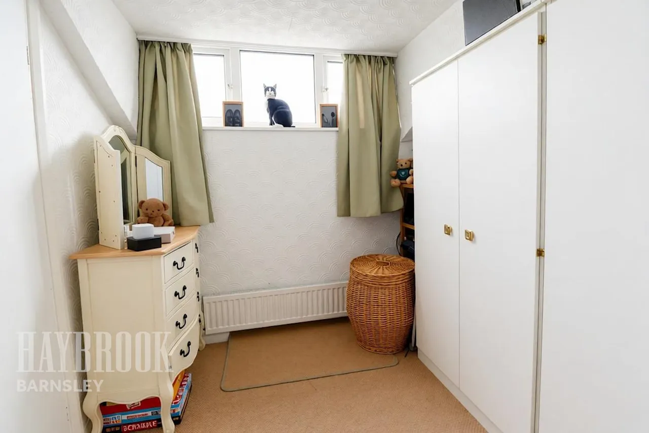 Longley Street, Barugh Green, photo 16