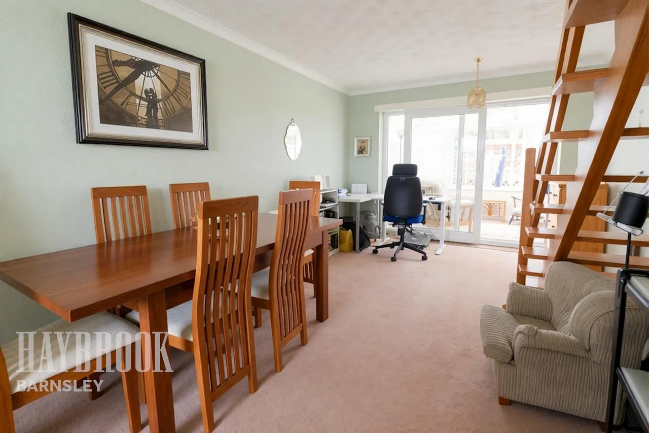 Longley Street, Barugh Green, photo 4