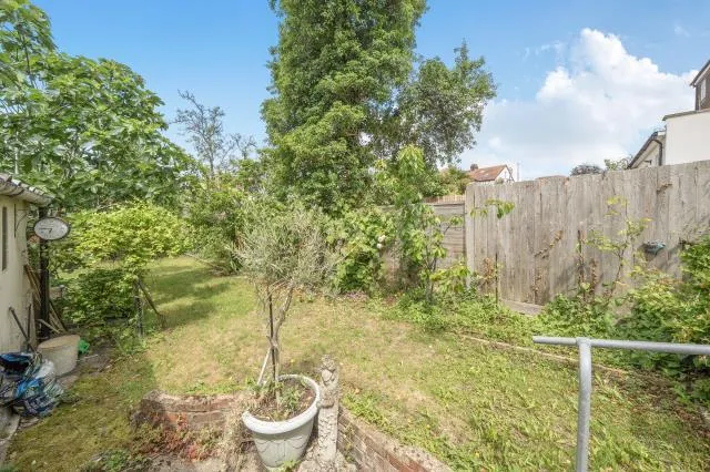 Page Street, London, NW7, photo 20