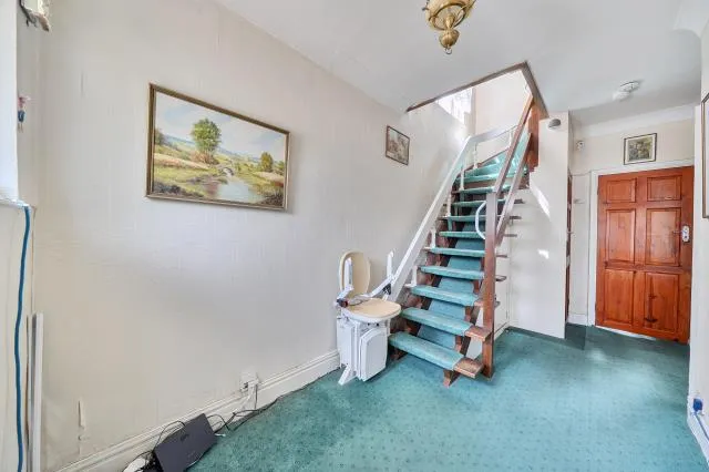 Page Street, London, NW7, photo 11