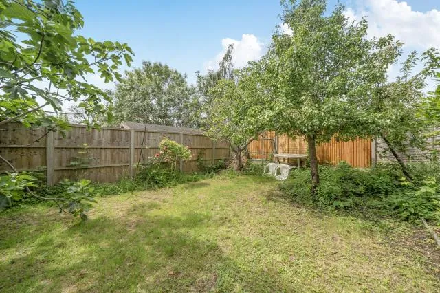 Page Street, London, NW7, photo 22