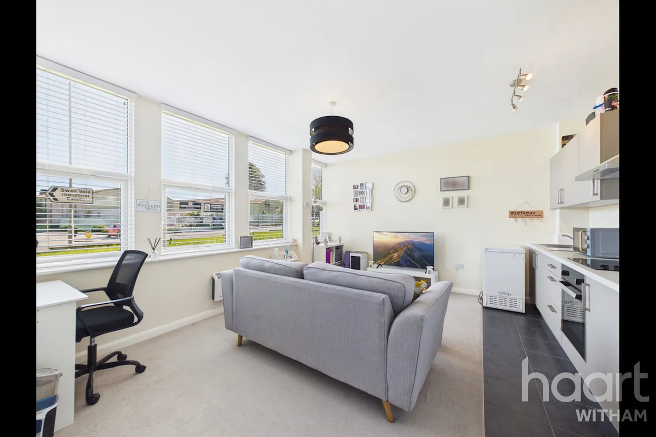 Crittall Road, Witham, CM8, photo 2