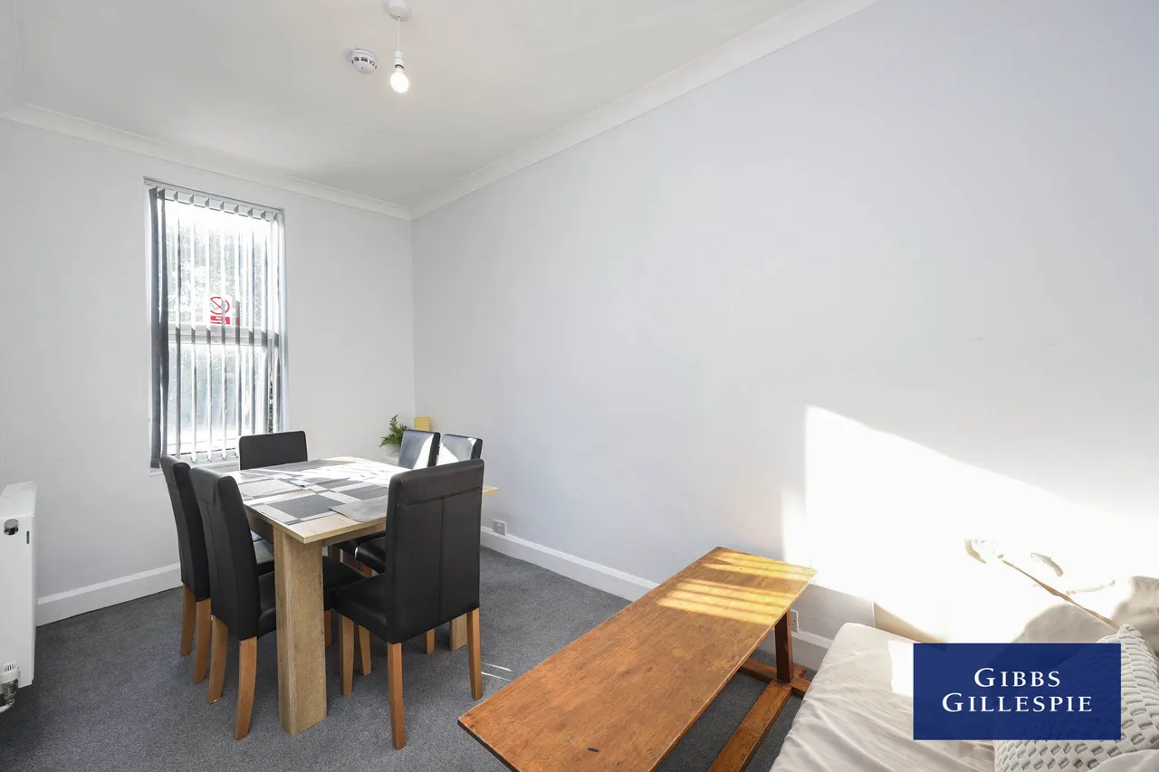 Cowley Road, Uxbridge Fees Apply, UB8, photo 4