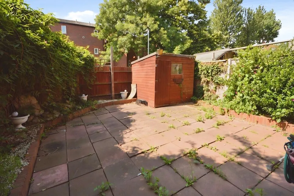 Leatherbottle Green, Erith, DA18, photo 4
