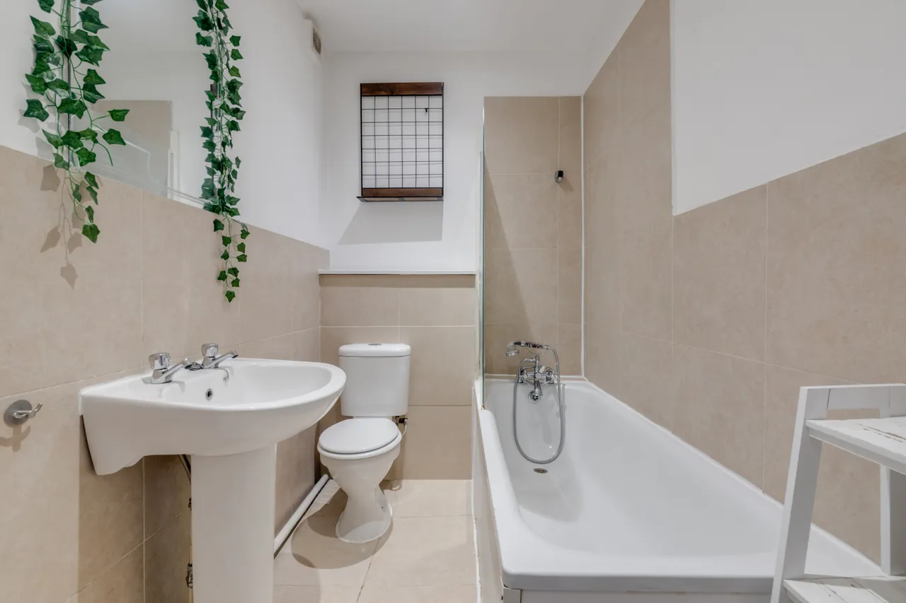 Parkway, Camden, NW1, photo 13