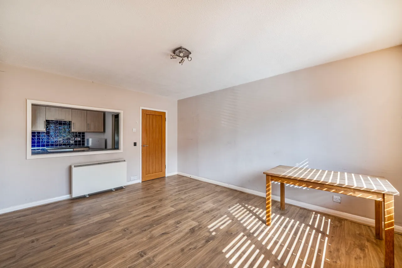 6 Salter Court, Montague Road, London, photo 6