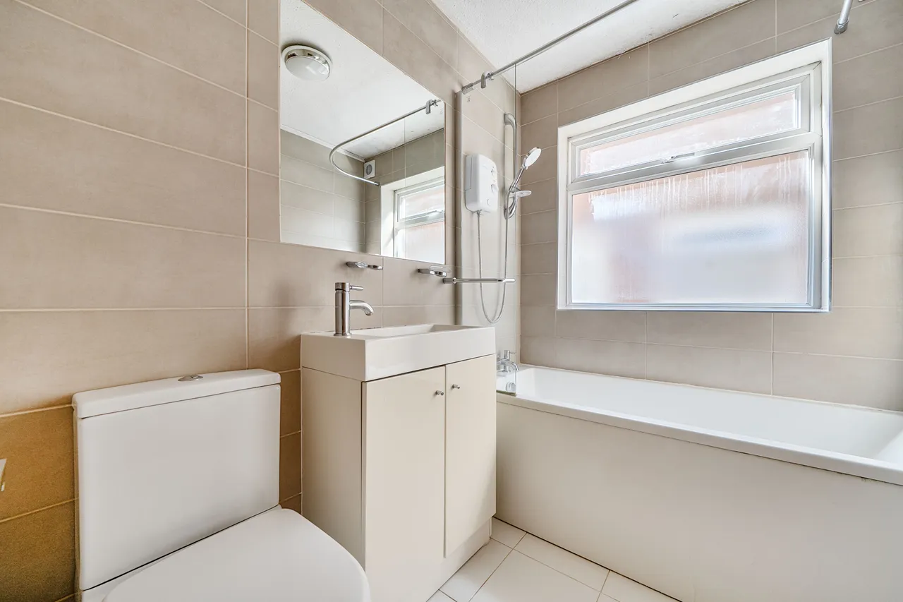 6 Salter Court, Montague Road, London, photo 10