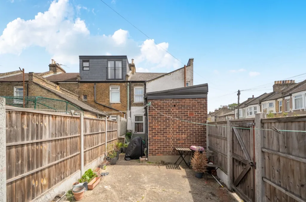 Oakdale Road, Leytonstone, E11, photo 13