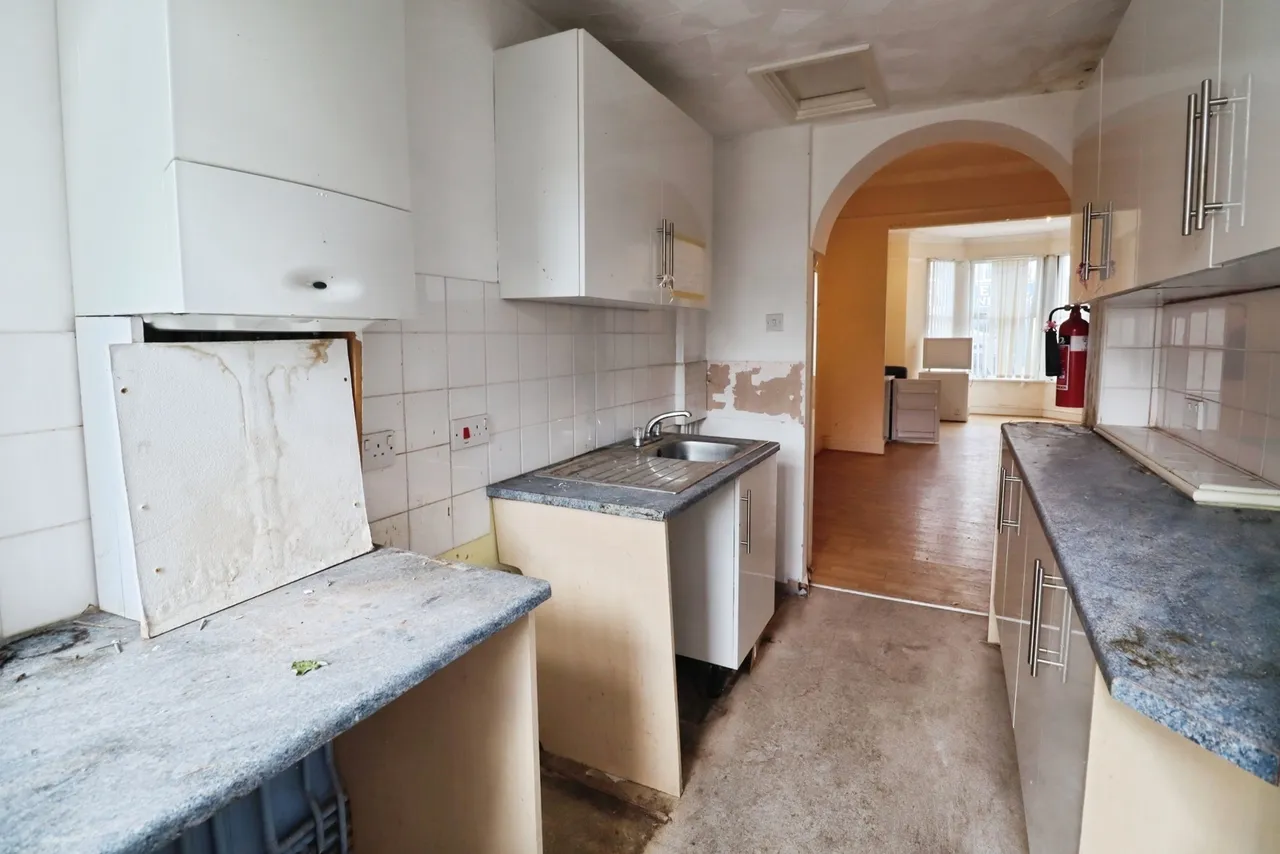 Crwys Road, CARDIFF, South Glamorgan, CF24, photo 5