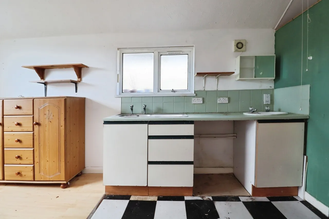 Crwys Road, CARDIFF, South Glamorgan, CF24, photo 11