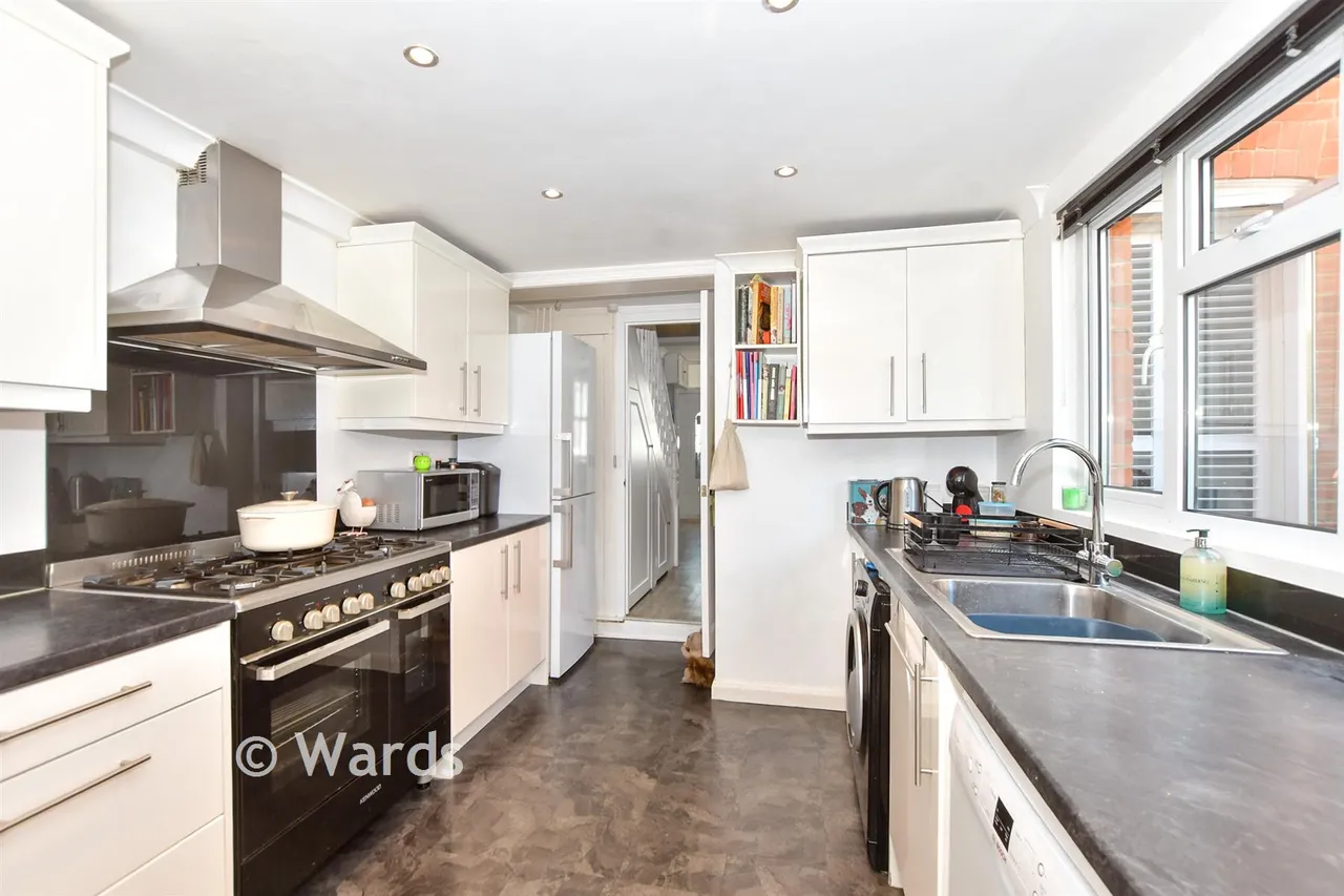 Seabrook Road, Hythe, CT21, photo 5