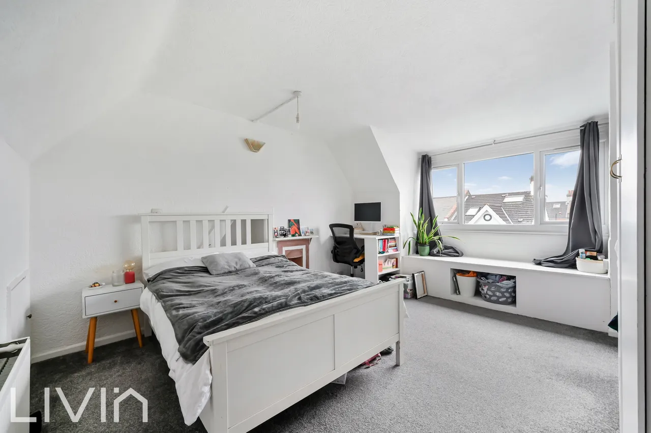 Topsham Road, London, SW17, photo 8