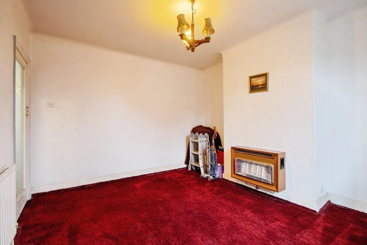 Ring Road, Crossgates, LS15, photo 4