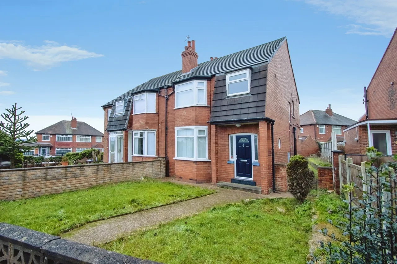 3 bed house for sale, Ring Road, Crossgates, LS15