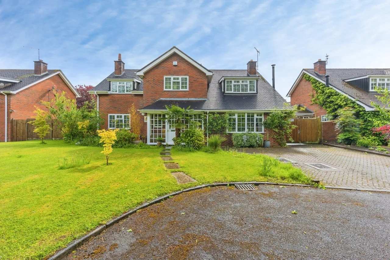 Broomfield Close, Chelford, Macclesfield, Cheshire, SK11, photo 6