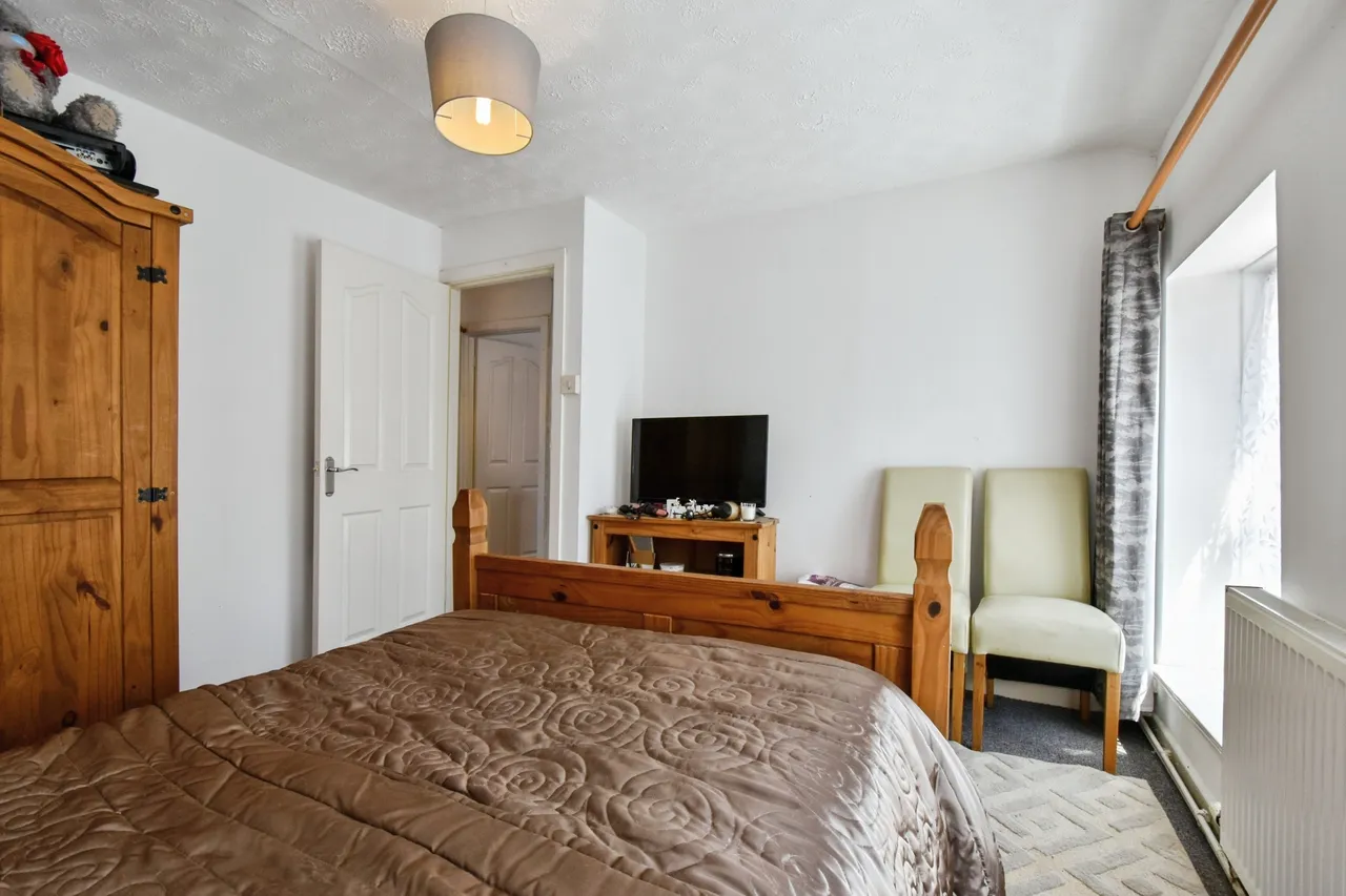 Wern Road, Swansea, SA9, photo 11