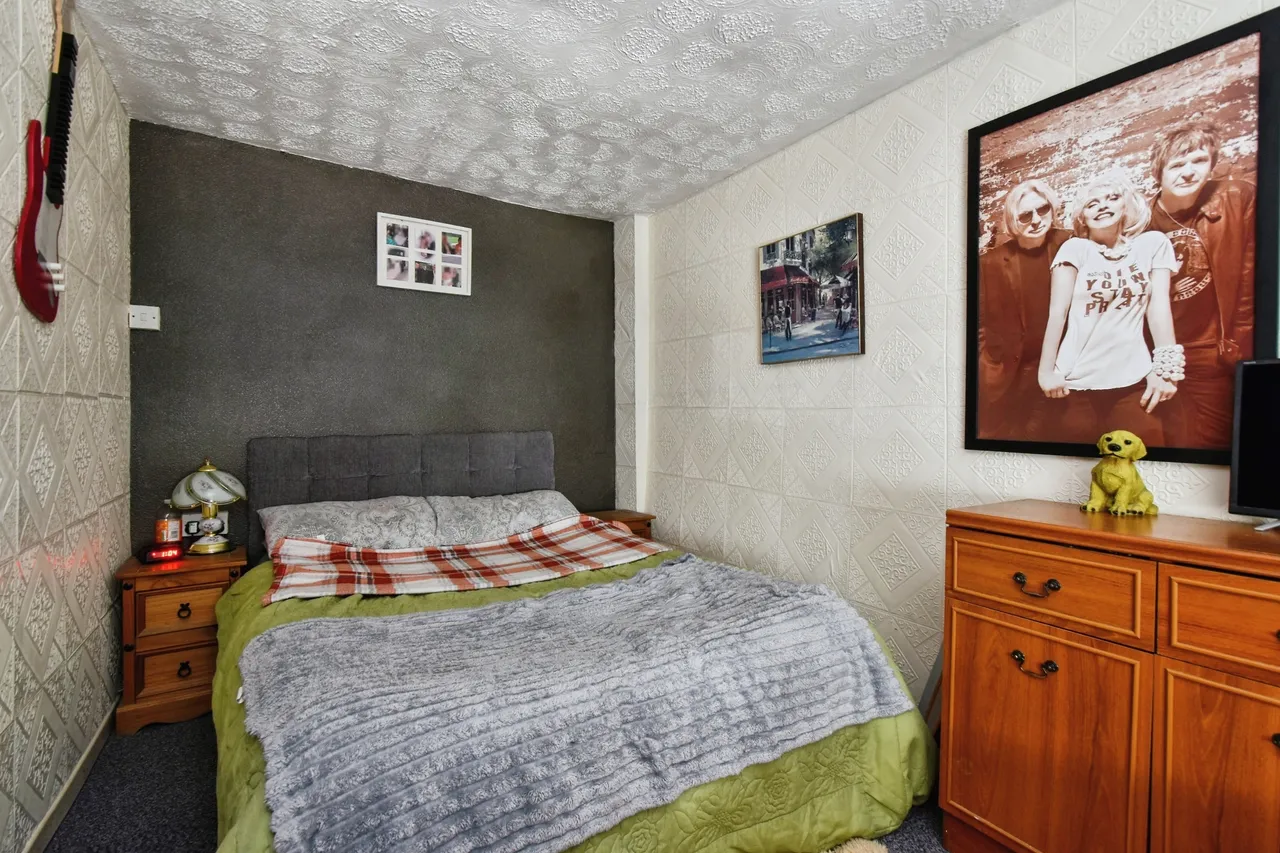 Wern Road, Swansea, SA9, photo 13