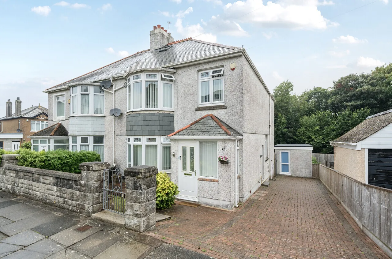 4 bed property for sale — Waverley Road, Plymouth, Devon, PL5