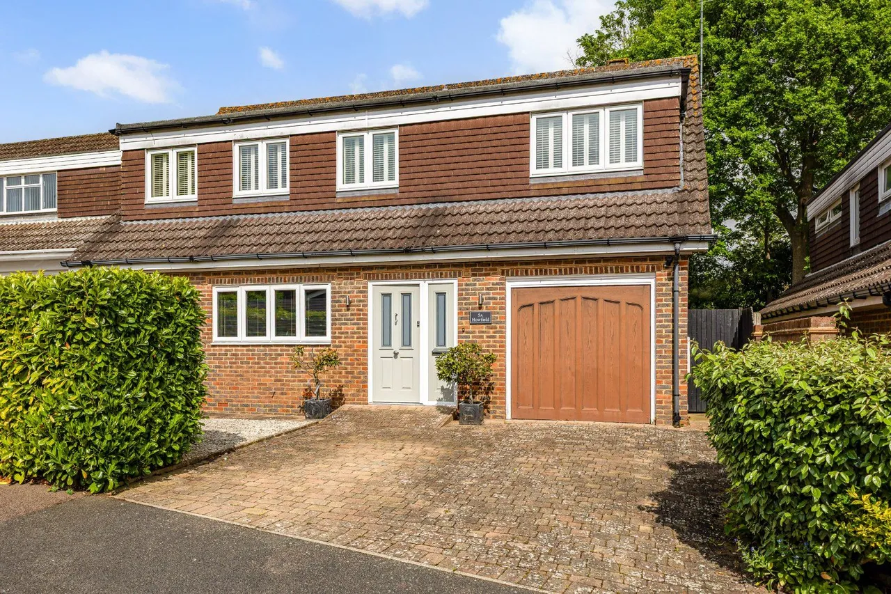 How Field, Harpenden, Hertfordshire, AL5 3AU, photo 9