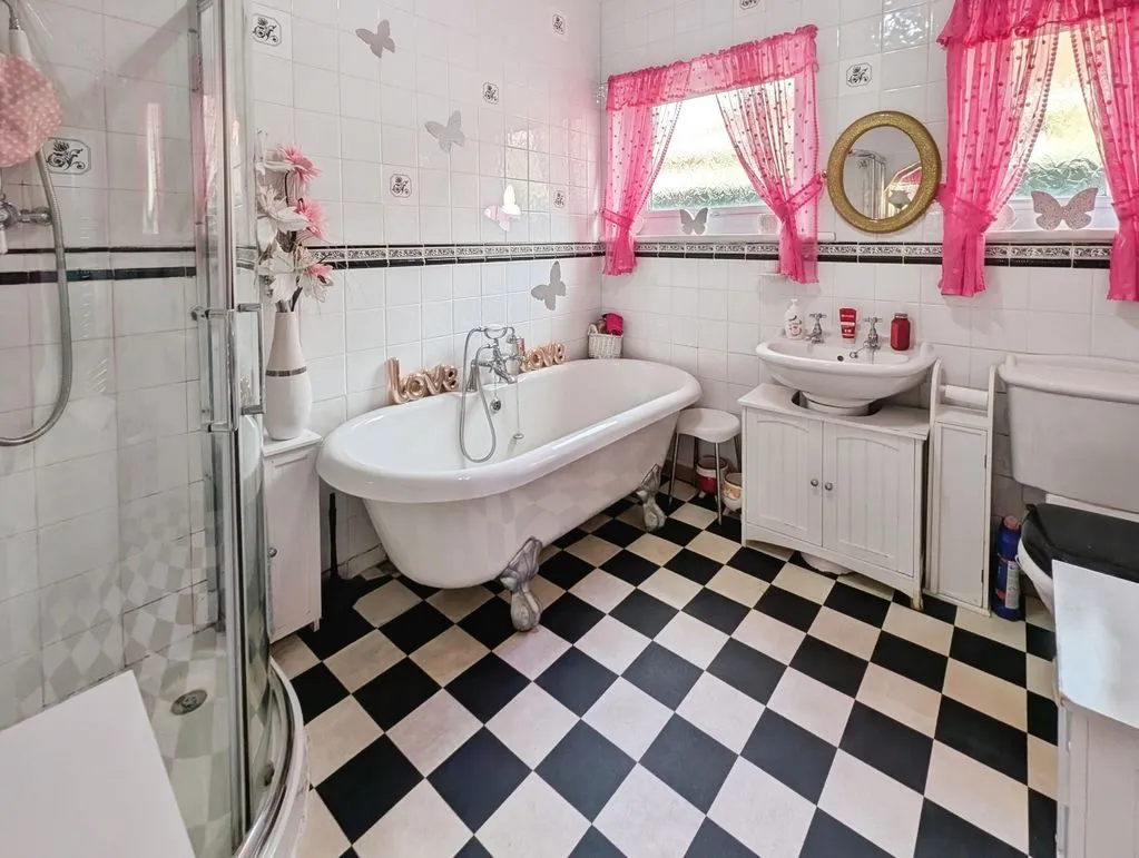Newcastle Upon Tyne NE4 9HQ, NE4, photo 10