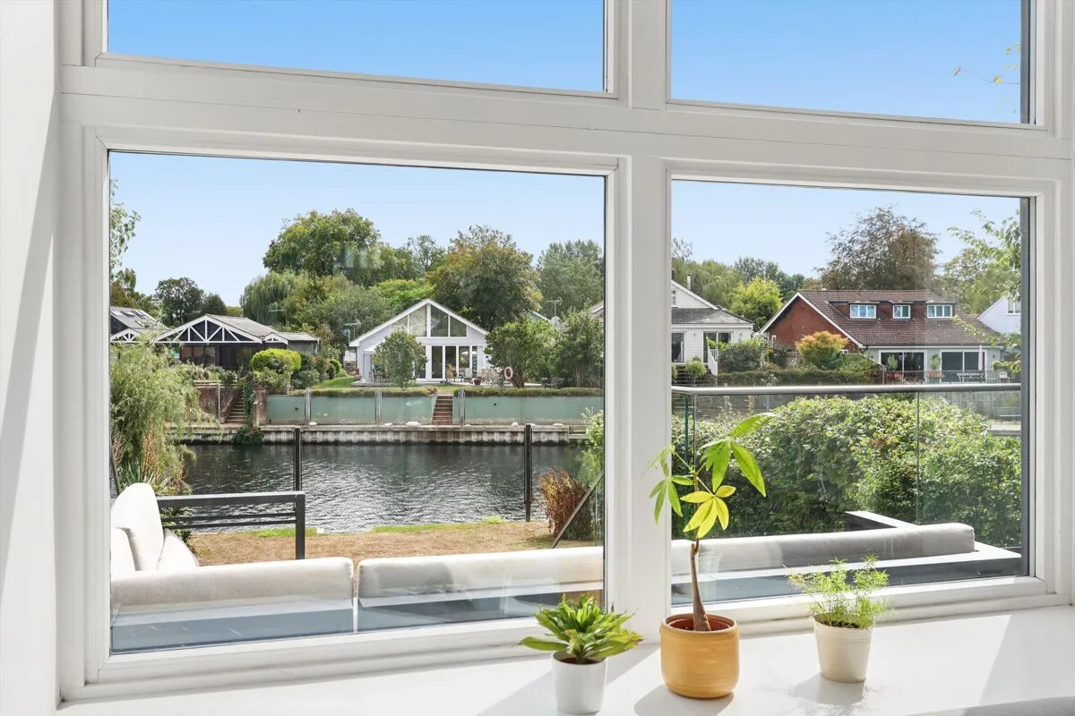 Cube House, Hamm Court, KT13, photo 10