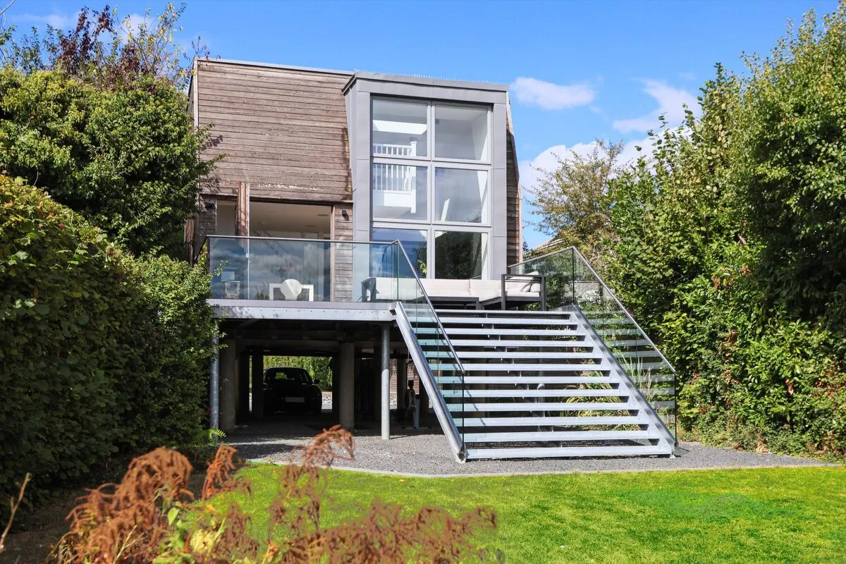 Cube House, Hamm Court, KT13, photo 2
