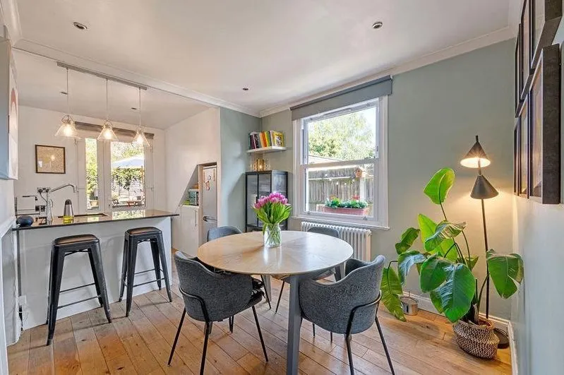 Smeaton Road, London SW18 5JH, photo 4