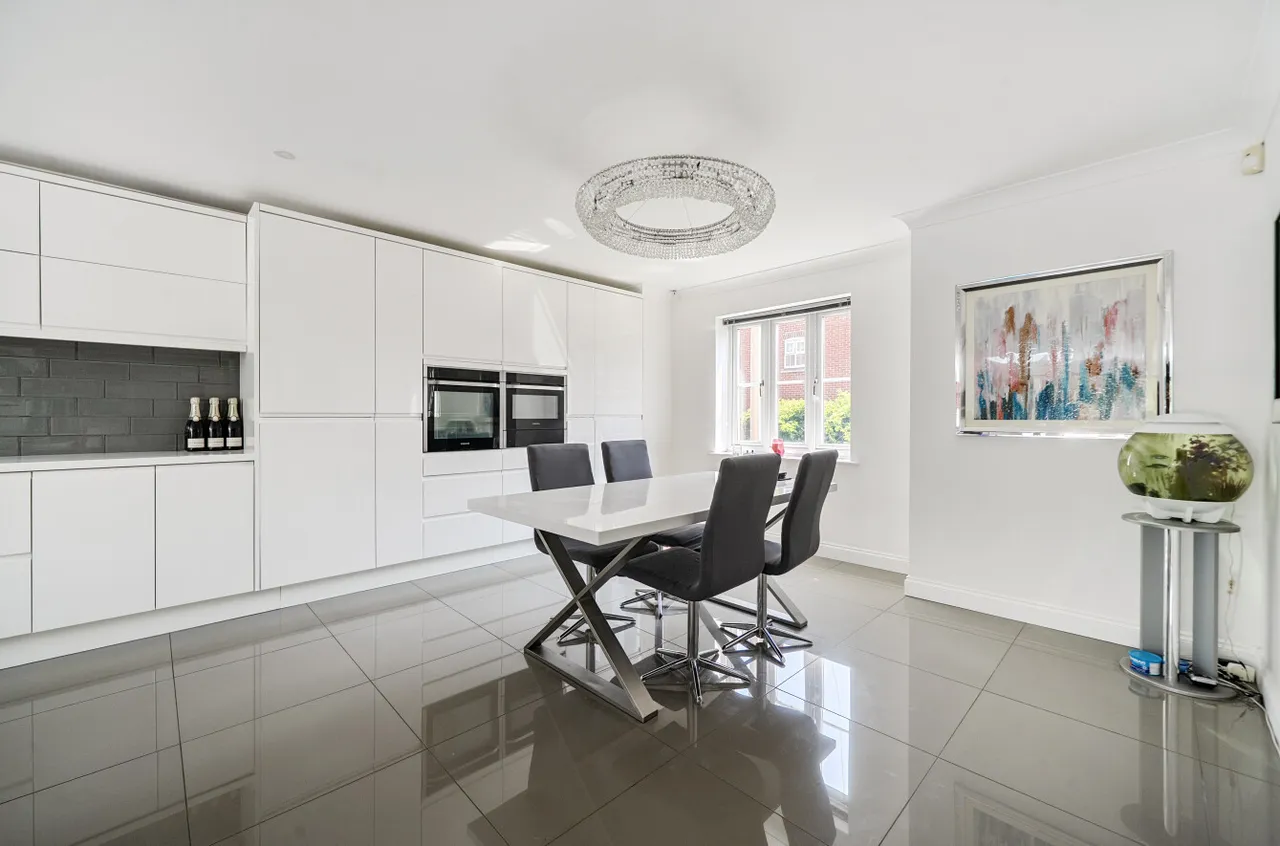 Grenadier Close, Shinfield, Reading, Berkshire, RG2 9EZ, photo 8