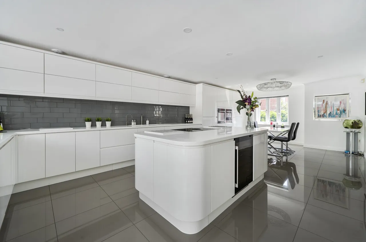 Grenadier Close, Shinfield, Reading, Berkshire, RG2 9EZ, photo 6
