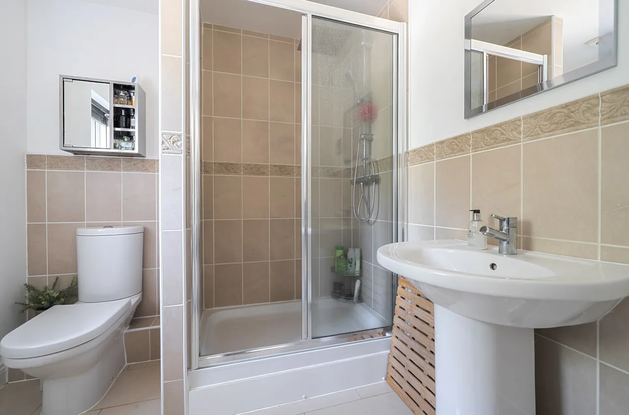 Grenadier Close, Shinfield, Reading, Berkshire, RG2 9EZ, photo 25
