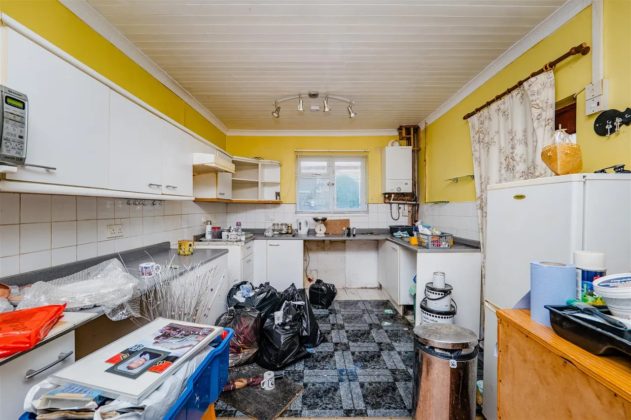 St. Marys Avenue, Barry, CF63 4LT, photo 9