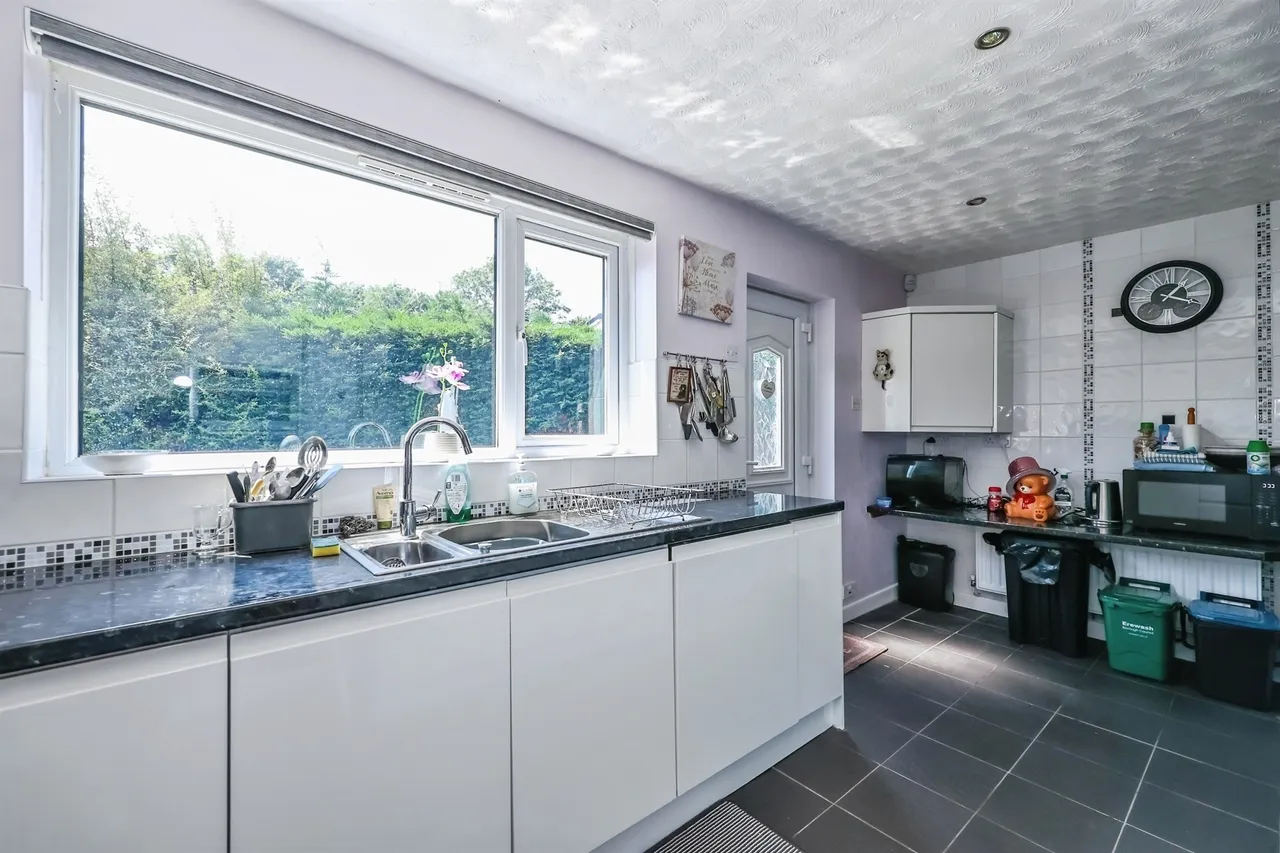 Farm Close, Ilkeston, DE7, photo 9