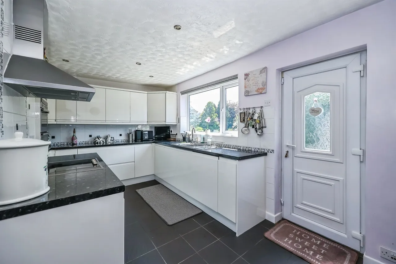 Farm Close, Ilkeston, DE7, photo 10