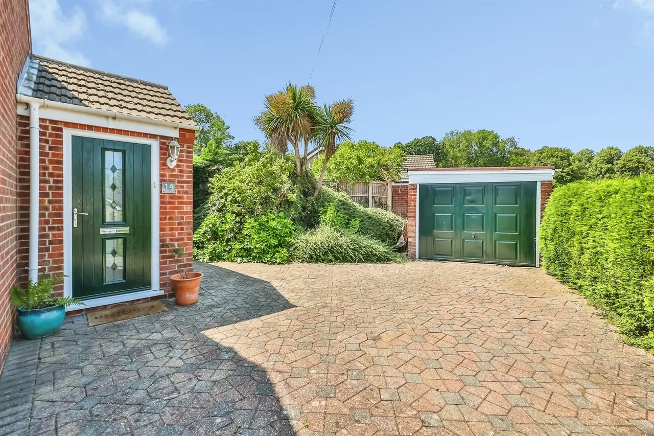 Farm Close, Ilkeston, DE7, photo 19
