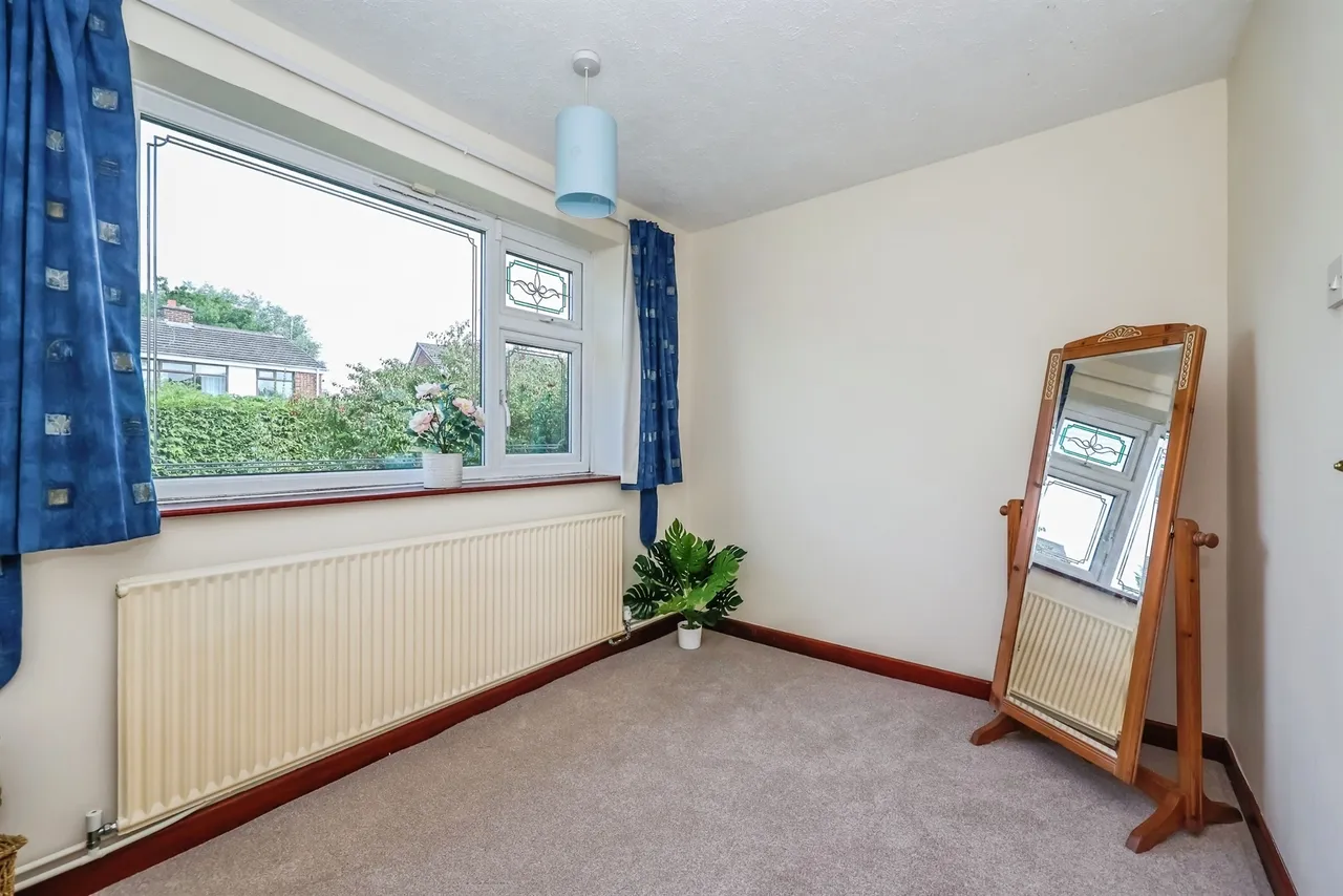 Farm Close, Ilkeston, DE7, photo 15