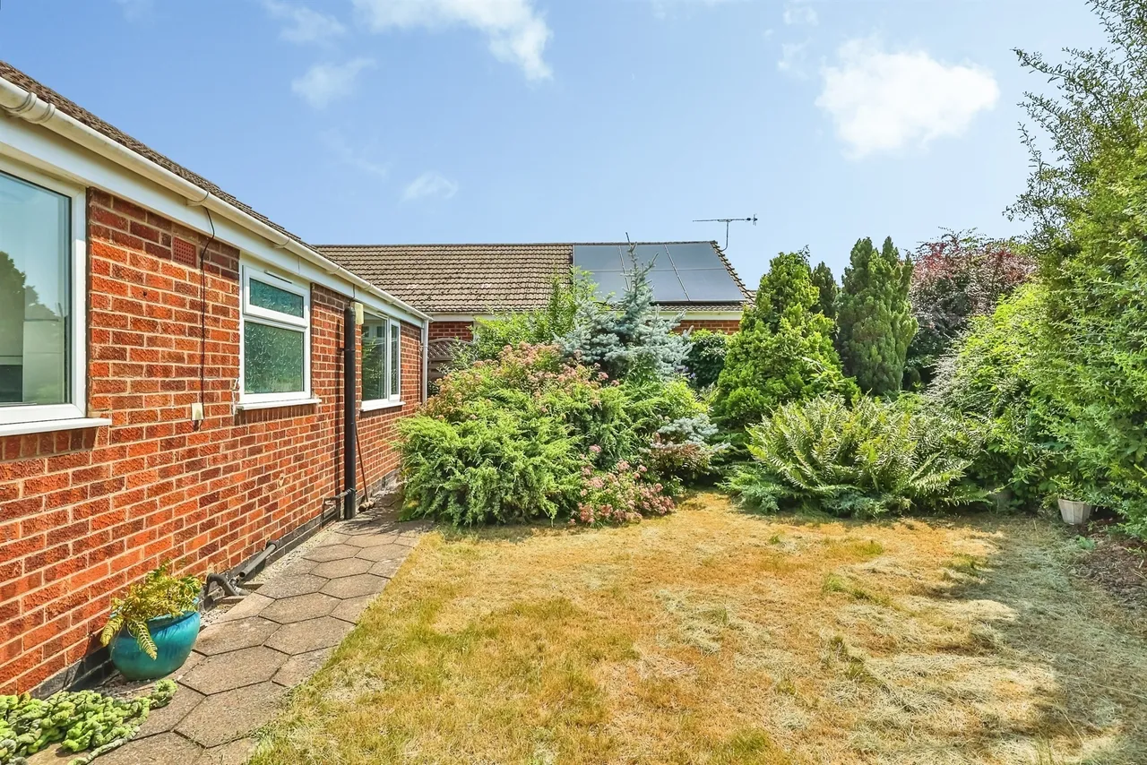 Farm Close, Ilkeston, DE7, photo 4