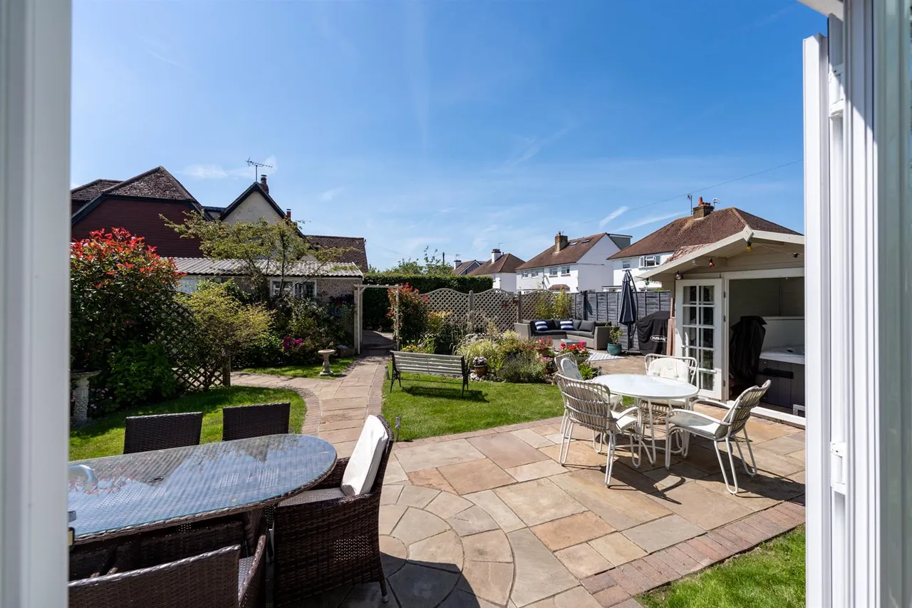 Private Hurstwood Estate, Felpham, photo 26