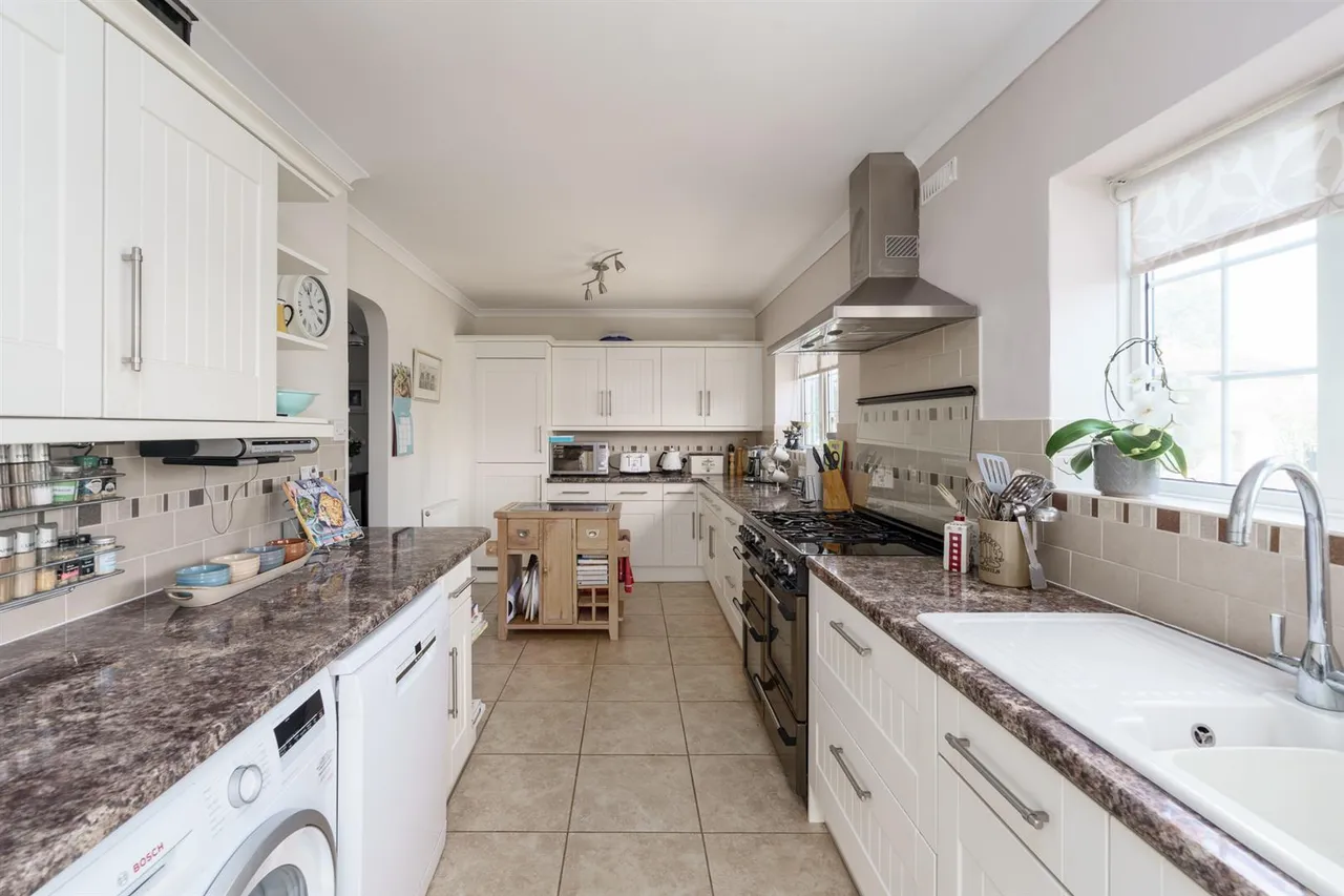 Private Hurstwood Estate, Felpham, photo 7