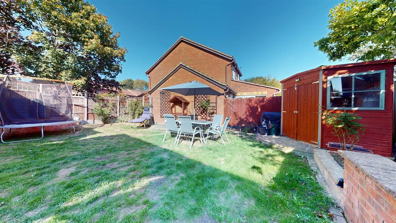 Braford Gardens, Shenley Brook End, photo 19