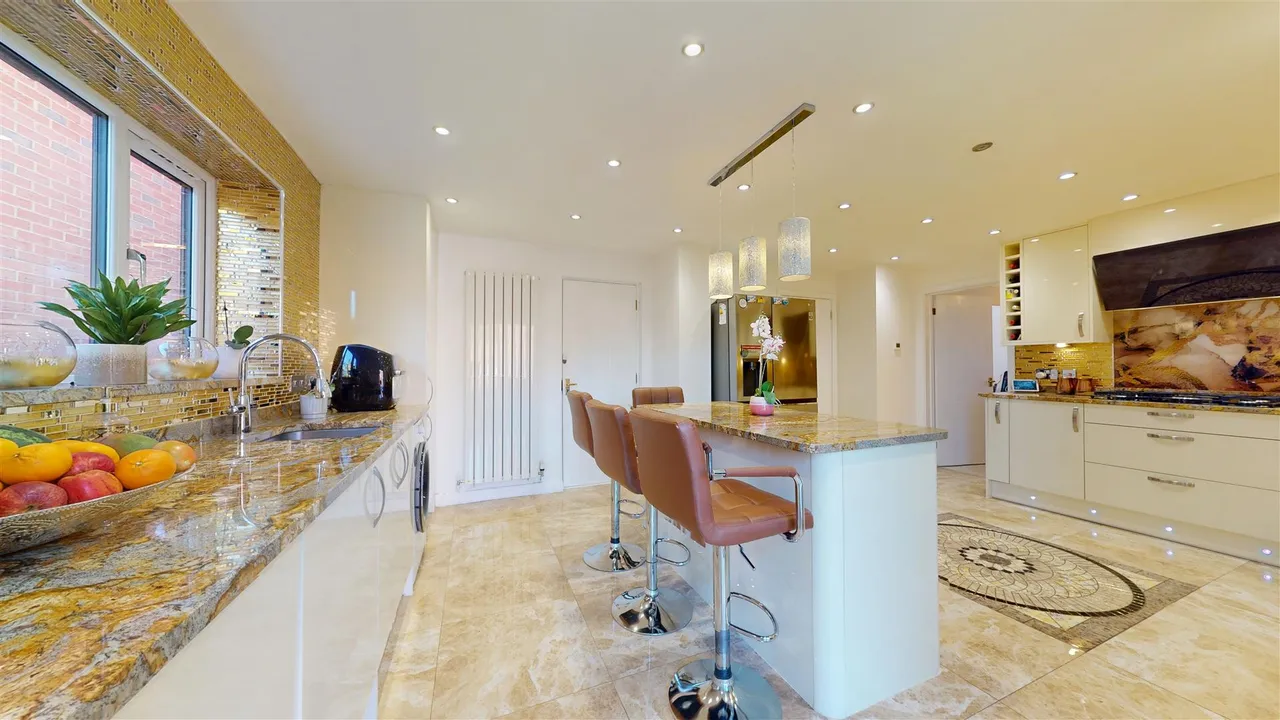 Braford Gardens, Shenley Brook End, photo 12
