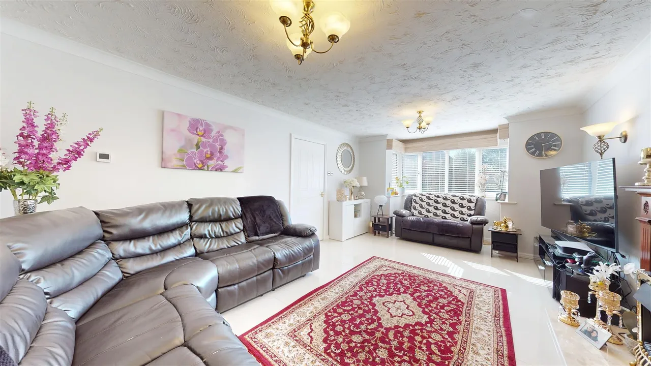 Braford Gardens, Shenley Brook End, photo 11