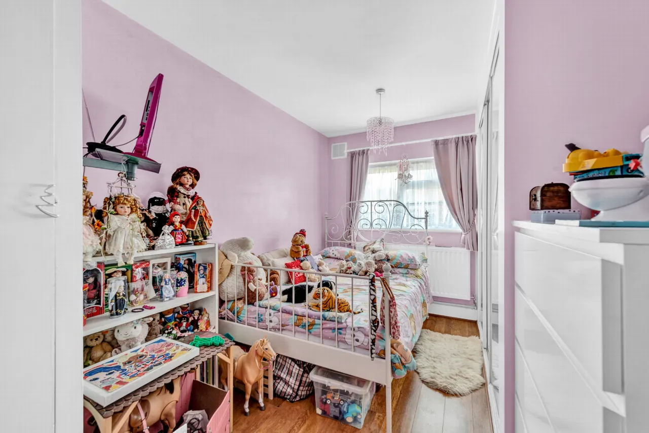 Joan Crescent, Mottingham, SE9 5RR, photo 6