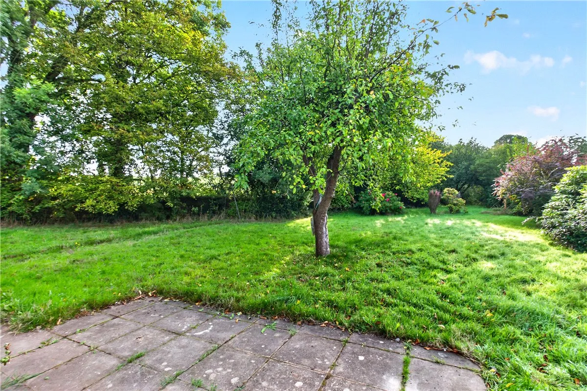 Mount Edge, Hopton, ST18, photo 14