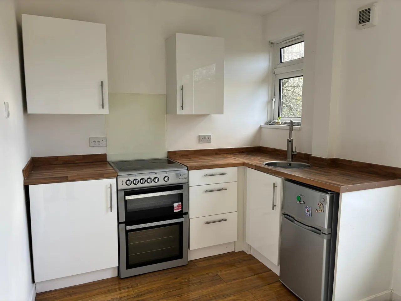 Claylands Road, Winchester, SO32, photo 2