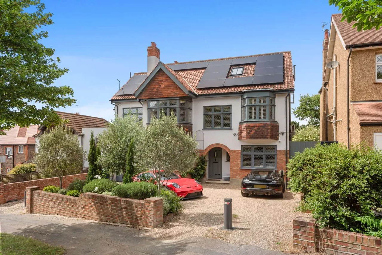 5 bed house for sale — Ryecroft Road, London, SW16 3EG