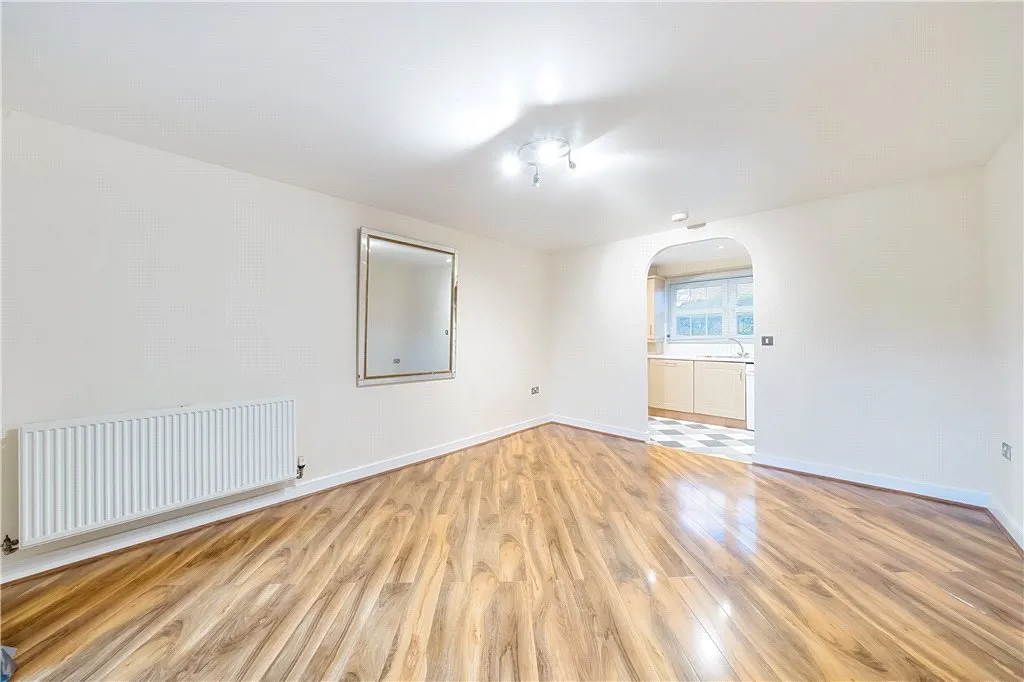 Allenby Road, London, SE28, photo 12